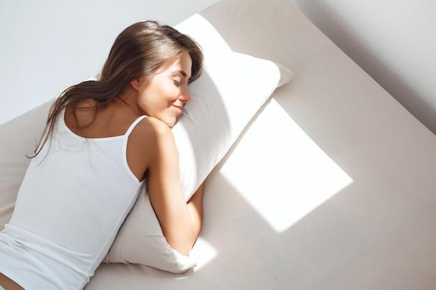 Теллура Мебель | Какой матрас самый комфортный для сна?